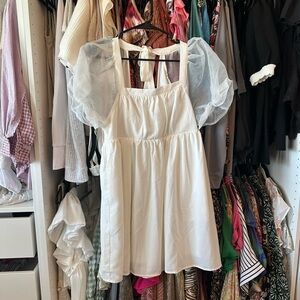 Elegant White Puff Sleeve Dress